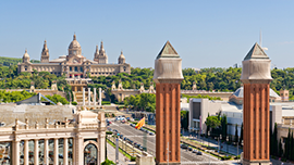 A view of the Espanya Square and the National Palace in Barcelona. - Photo: Shutterstock