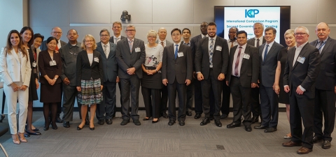 Image of ICP Technical Advisory Group: members standing