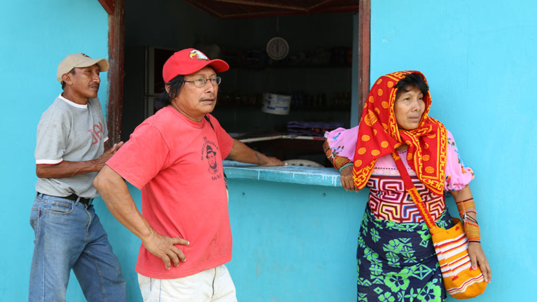 Indígenas de América Latina: más reconocidos, aún marginados