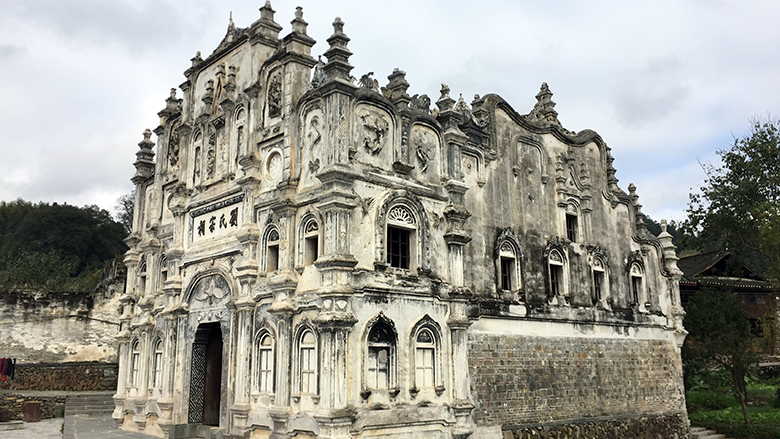 China: Liu Ancestral Hall restored to its former glory, won an award