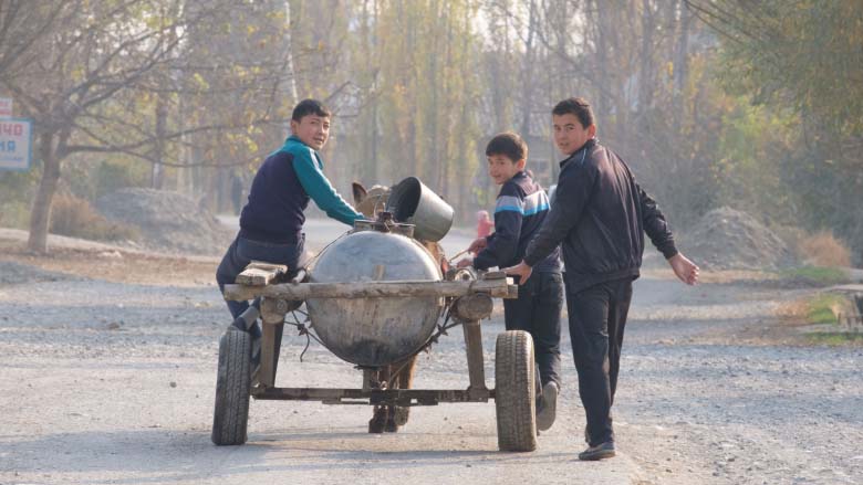 Helping Thousands of Kyrgyz Rural Households Get Access to Clean Water