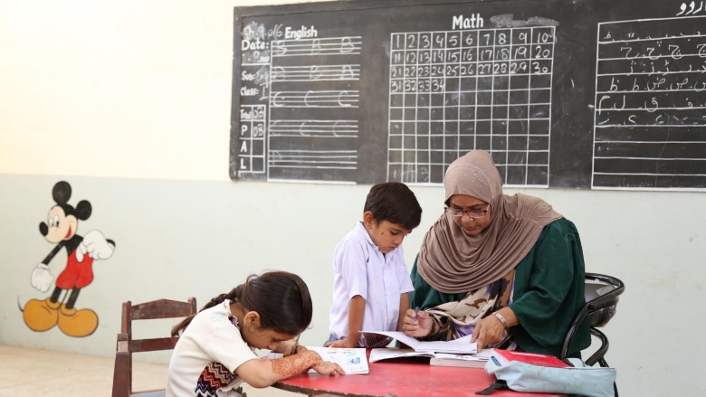 Smart Solutions to Improve Pakistan’s Education