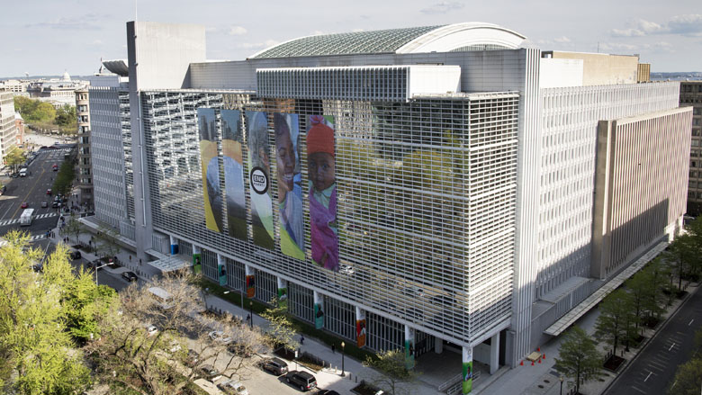 World Bank Group Headquarters. Photo: Simone D. McCourtie / World Bank