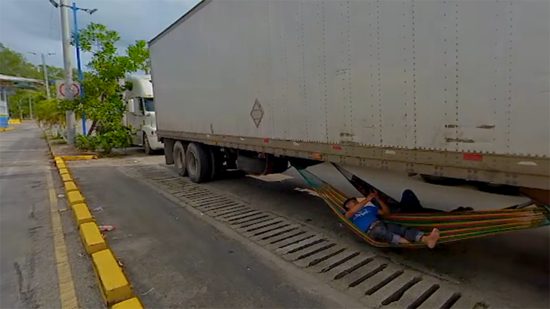 Trucks at the Corinto border between Guatemala and Honduras