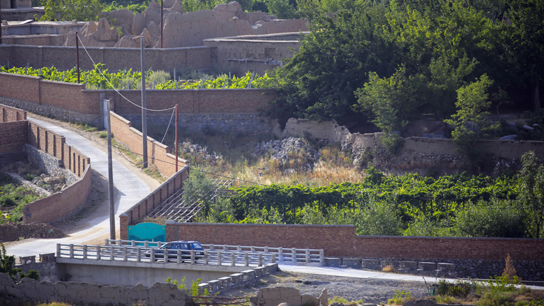 Road Rehabilitation Brings Afghan Farmers and Business Owners Closer