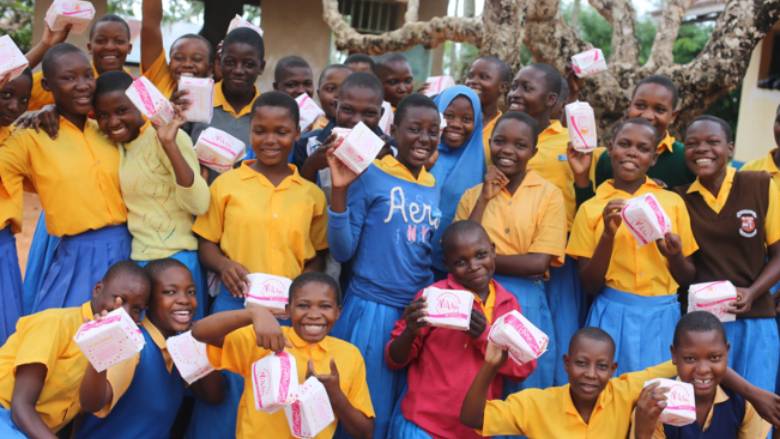 Schoolgirls with Nia pads.
