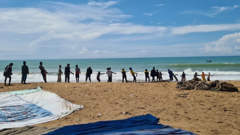 153-Togo-WACA-Project-Fishermen-Traditional-Fishing-Technique