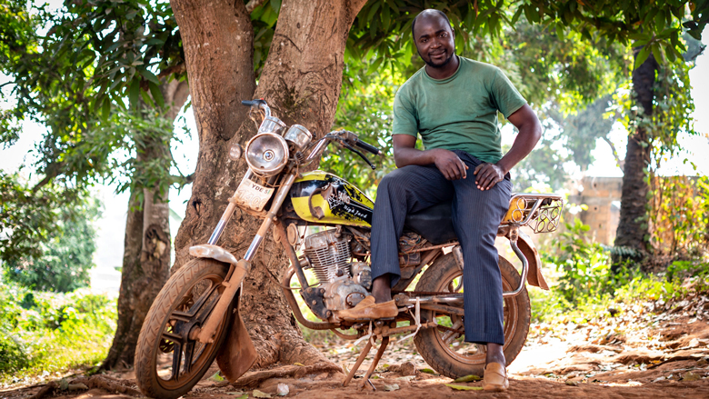 Moto Taxi driver – Beneficiary of the Public Works program, Yaounde, Cameroon