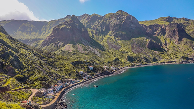 https://www.worldbank.org/content/dam/photos/780x439/2023/feb/road-safety-development-tourism-cabo-verde-780x439-v1.jpg