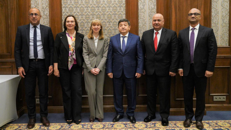 Bishkek Water Forum participants