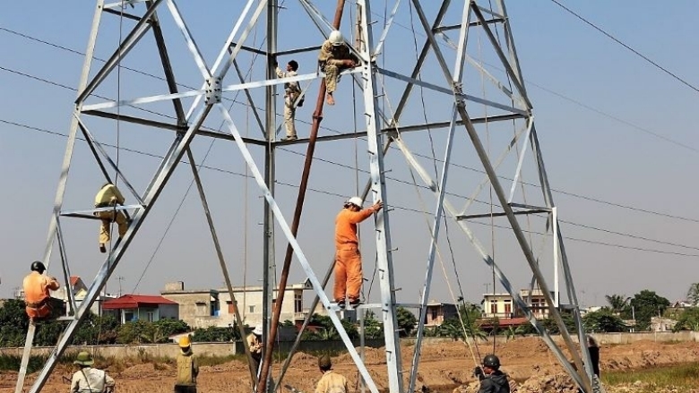 Installation-of-tower-500kV-HH-DA-TL-new.jpg