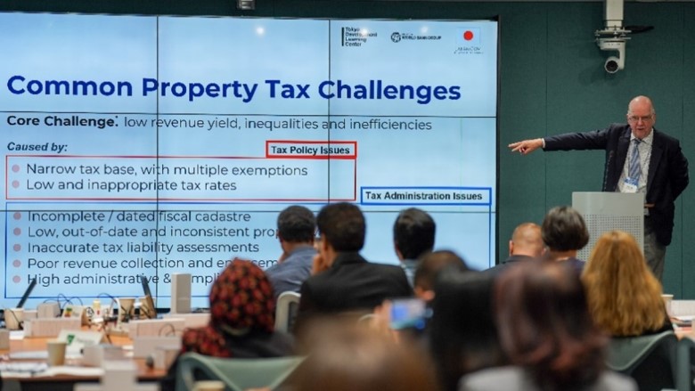 Property Tax and Land Based Financing TDD_presentation by Dr. Roy Kelly, Professor Emeritus, Duke University