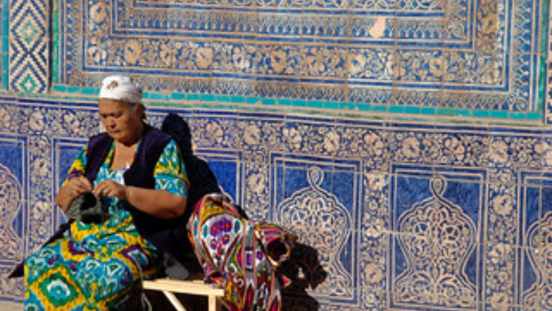 woman knitting in Uzbekistan
